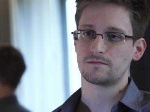 old-internet-comments-appear-to-show-edward-snowden-was-angry-about-the-nsa-in-2006