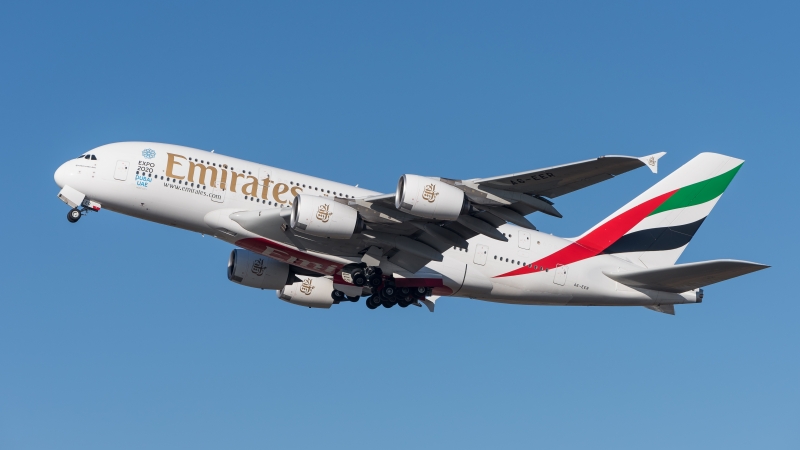 emirates-flight