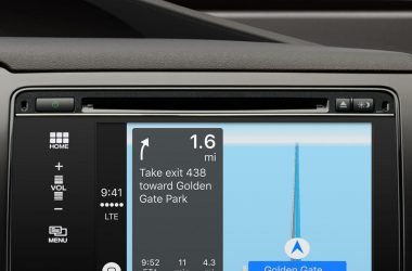 Apple's Maps app in CarPlay