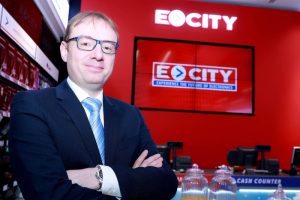 Dirk Raemdonck, E-City