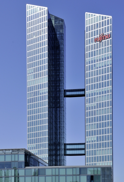 27005_fujitsu_technology_solutions_headquarters_in_munich