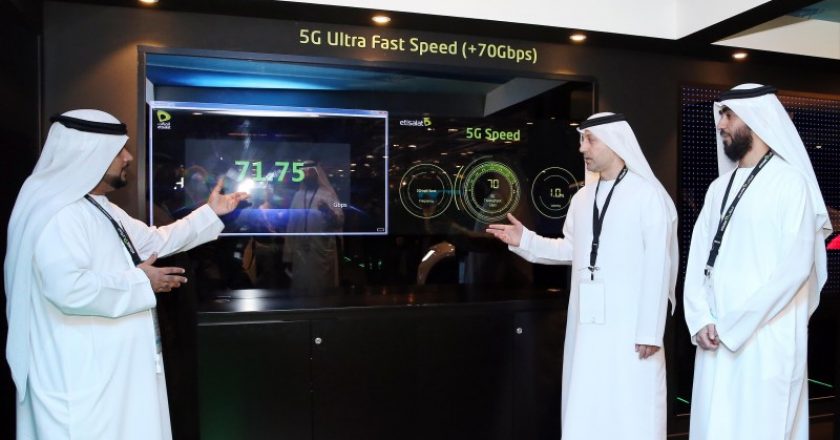 Etisalat Engineering team with live trial of 5G