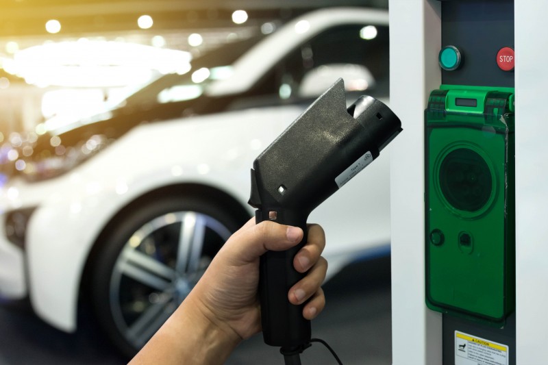 Oman, electric vehicles