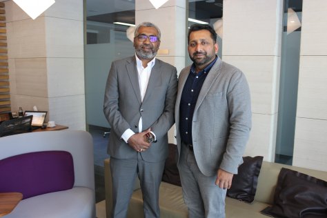 (L-R) Ravi Sudarshan, 2CRSI and Deepesh Pillai, SNB Middle East