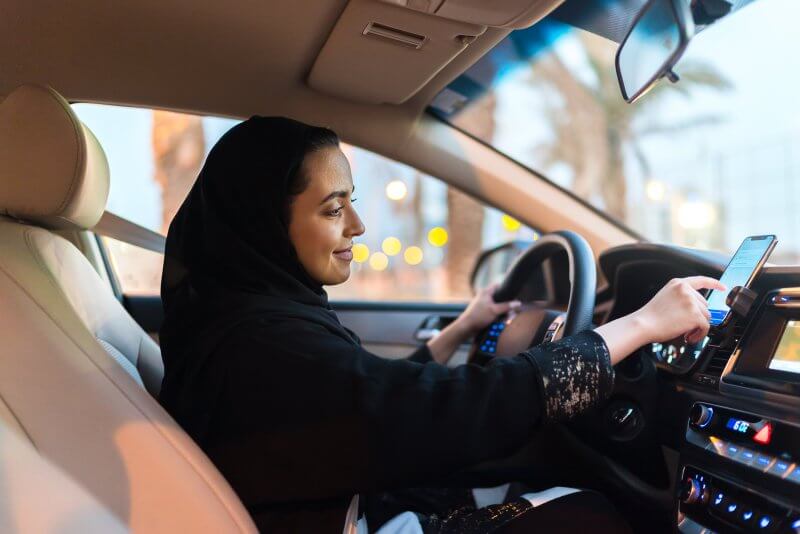 Uber, Saudi women, drivers