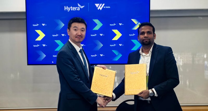 Stanley Song, Vice President of Hytera and Shefeek Muhammed Haneefa, General Manager of WAFA.