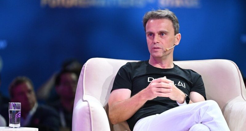 Tomas Skoumal, CEO and Co-Founder of Dyna.AI, a Singaporean-based AI-as-a-service company is on a quest to reimagine CX in the financial services sector.